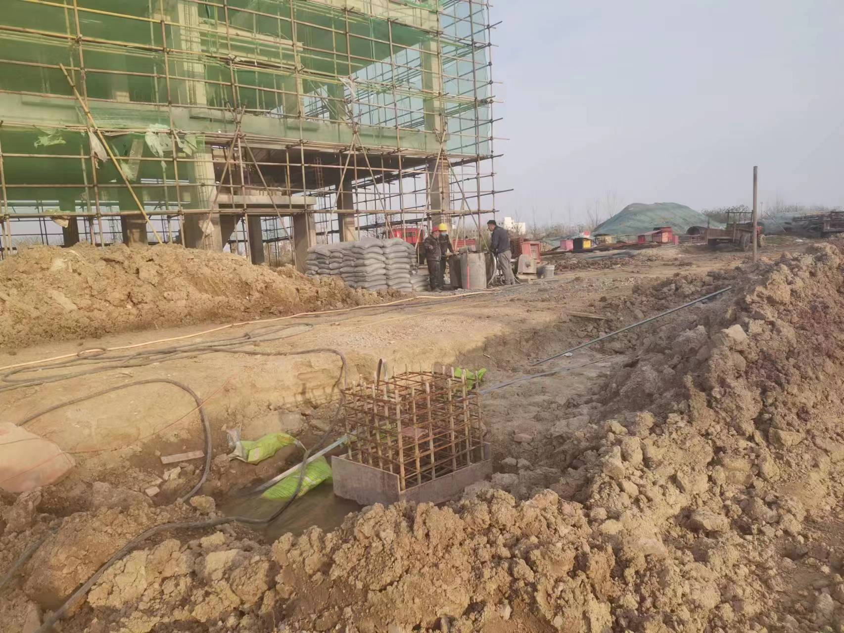 迁西当桥梁出现裂缝的时候应该及时加固修补